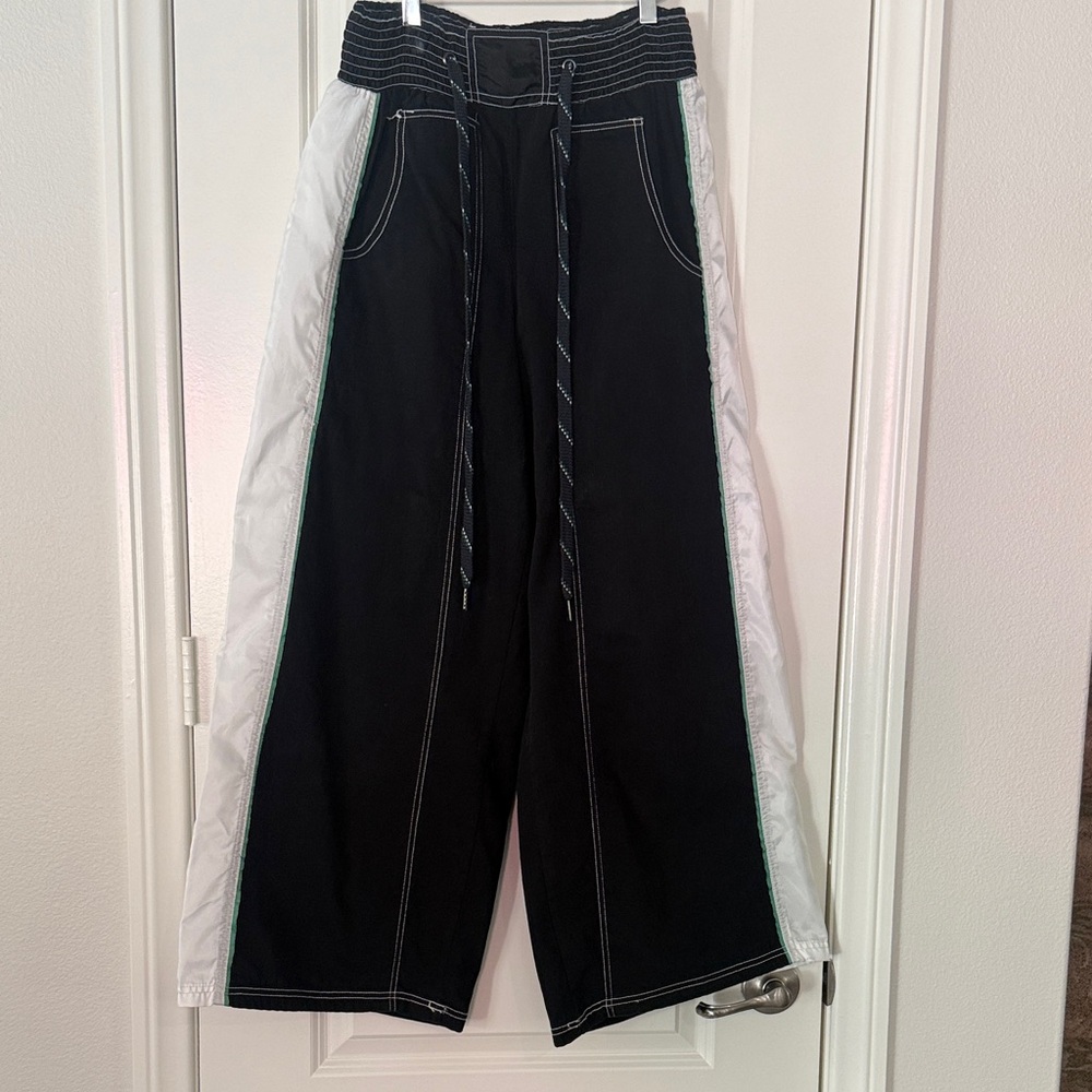 Anthropologie Pilcro Reworked Wide-Leg Sports Pants - Picture 4 of 11